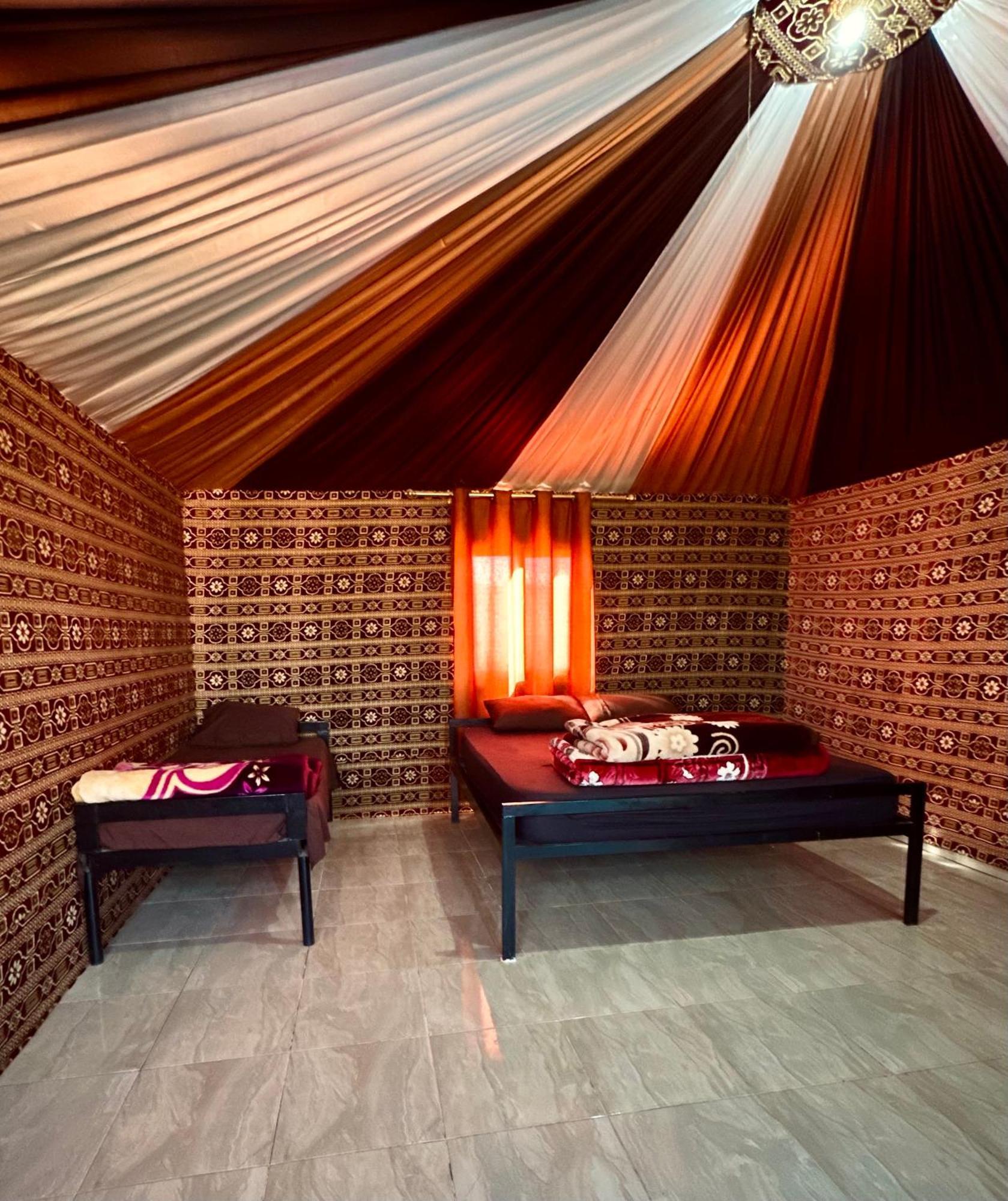 Hotel Salameh'S Bedouin Camp Wadi Rum Exterior foto